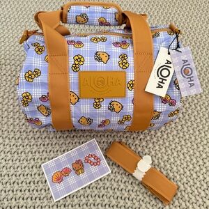 Aloha collection• HELLO KITTY SUPER CUTE LIMITED EDITION Palaka Stubby Duffle